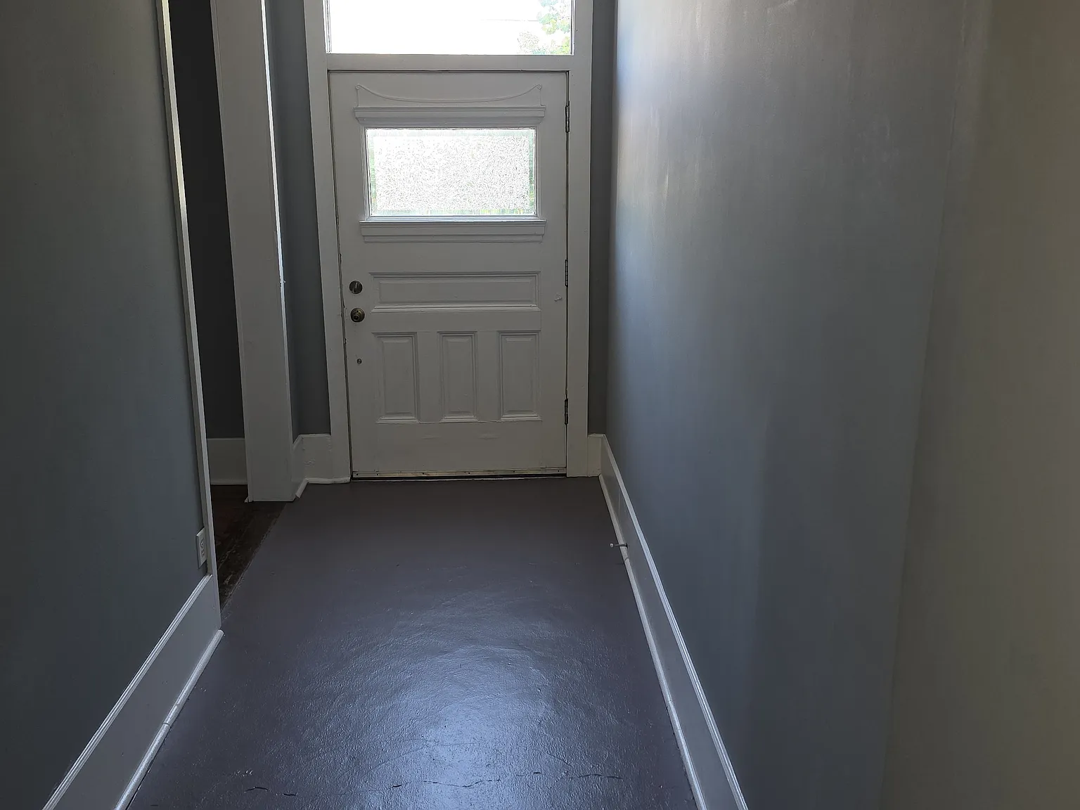 4 bed, 1.5 bath, 2000 sqft, $2,400 — Photo 4