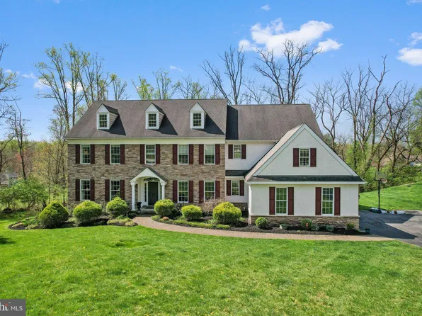 202 Painswick Ln, Downingtown, PA 19335