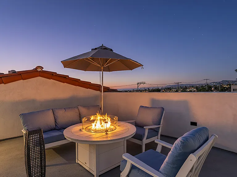 1010 S El Camino Real — Photo 32