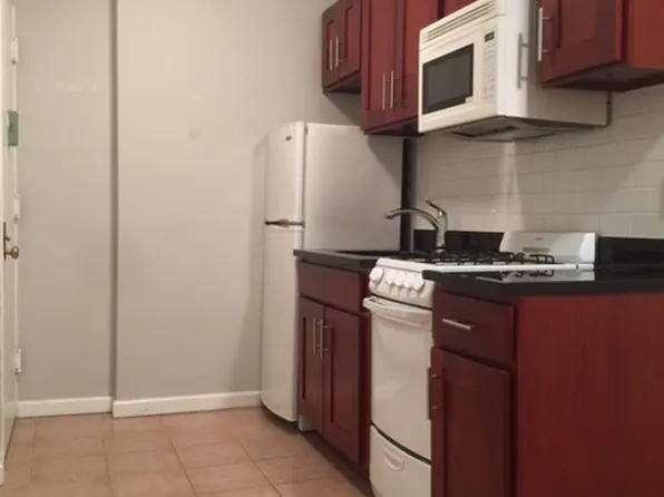 226 Thompson St APT 12, New York, NY 10012