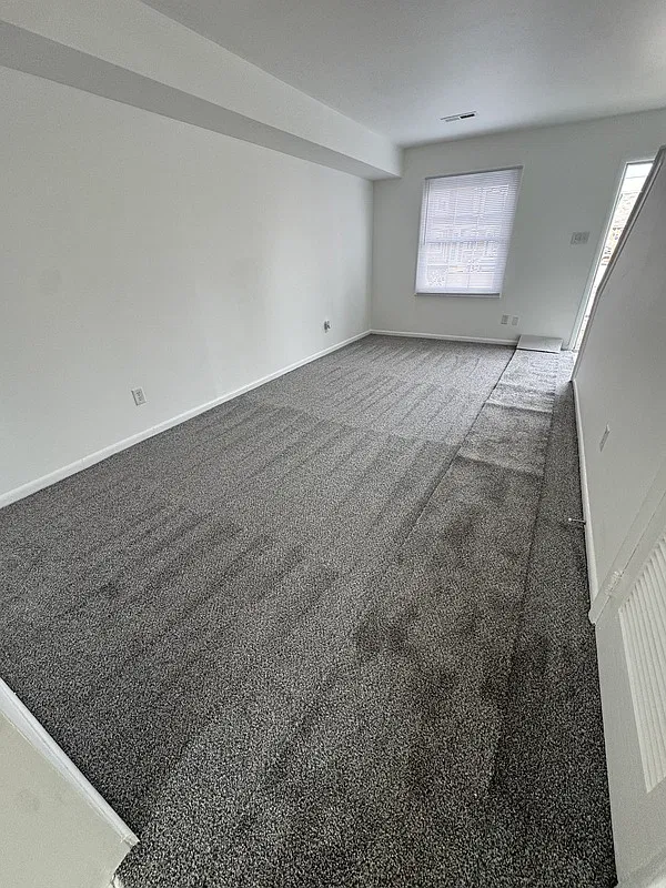 2 bed, 1.0 bath, $1,195 — Photo 3