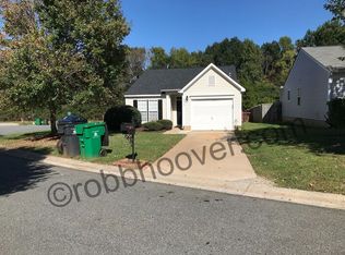 6322 Whispering Brook Ct, Charlotte, NC 28216