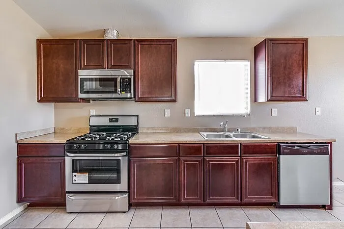 3256 Bell Point Dr — Photo 4