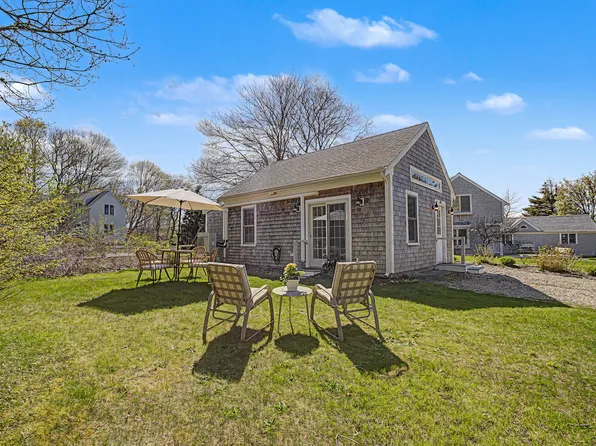 33 Captain Murphys Way #A, Barnstable, MA 02630