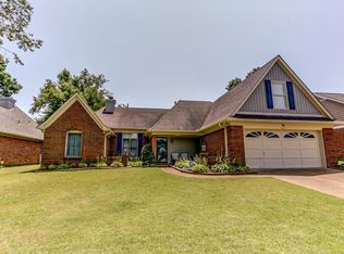8247 Crimson Creek Dr, Cordova, TN 38016