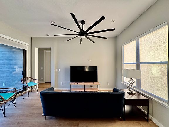 2nd image of 1324 S Daytona Ave #2