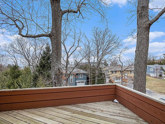 5th image of 49106 Knob Hill Dr