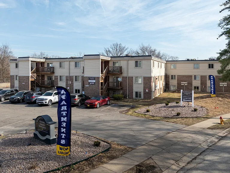 Renewal Heights Apartments — Photo 11