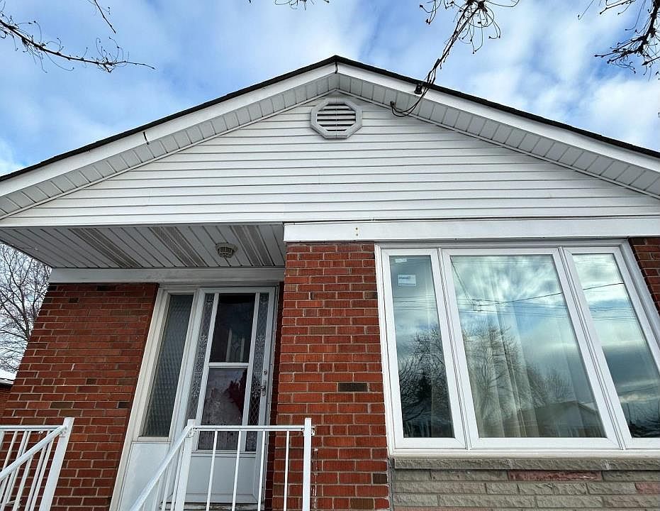 1st image of 8 Highwood Ave