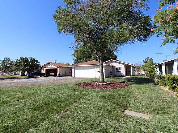 2nd image of 24906 New Clay Ave