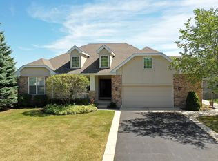 2215 Sanctuary Ct, Gurnee, IL