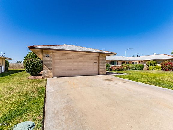 3rd image of 15666 N LAKEFOREST Drive
