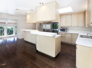 386 Woodside Ave, Mill Valley, CA 94941