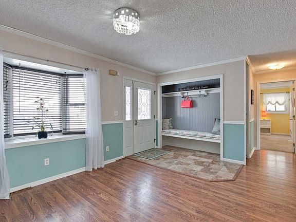 2nd image of 676 Marine Dr