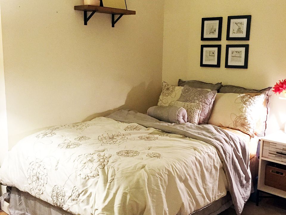 1st image of 85 John St APT 10F