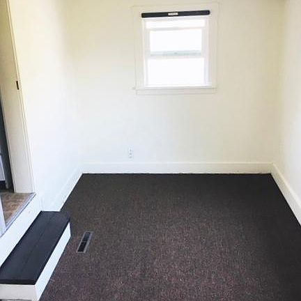 5th image of 2303 N Wall St APT 3