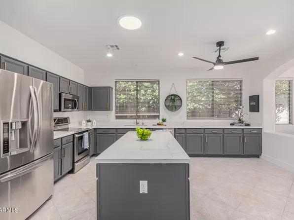 2123 E TORREY PINES Place, Chandler, AZ 85249