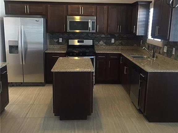5th image of 3179 Red Maple Dr