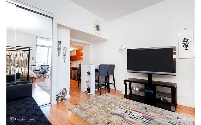 Rented by Douglas Elliman | media 6