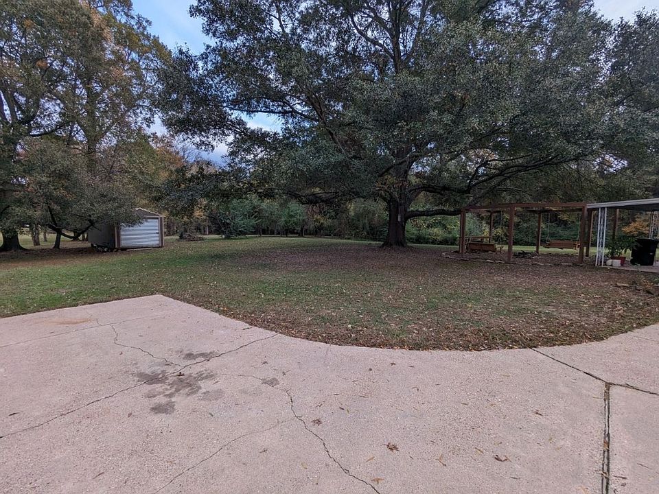 1st image of 7200 Hillcrest Dr