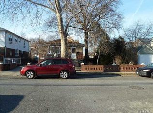 20035 45th Rd, Bayside, NY 11361