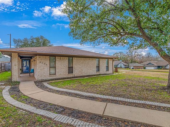 2nd image of 3600 Sierra Dr