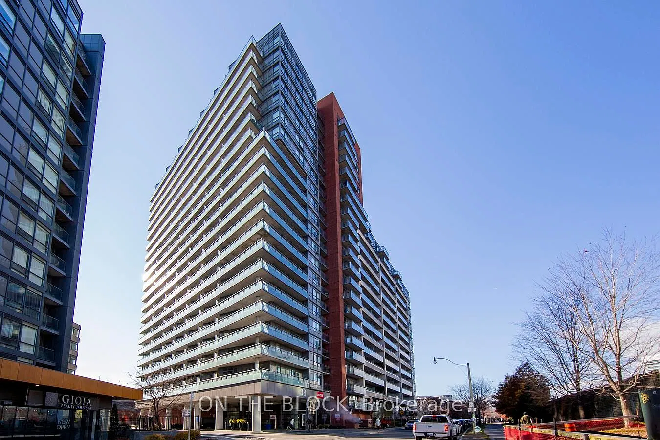 2 bed, $2,300 — Photo 1