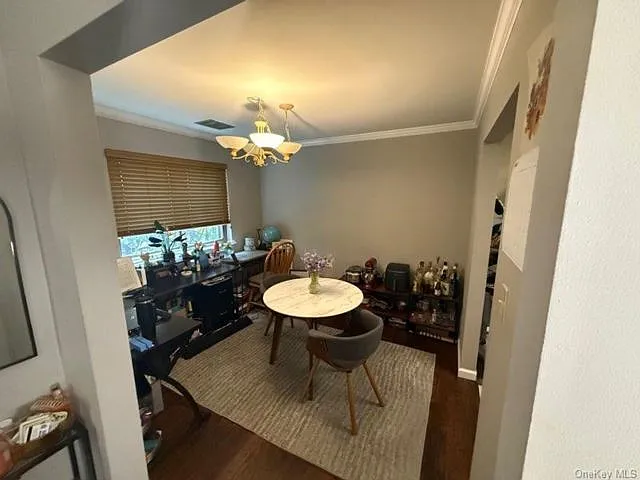380 Clubhouse Ct — Photo 7