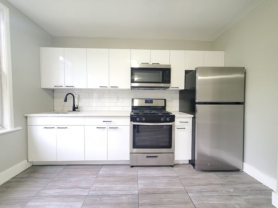1st image of 59 Bidwell Ave Floor 3