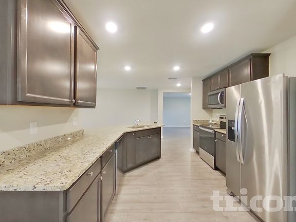 5th image of 4505 Breccia Ln