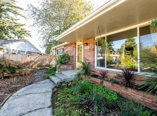 11626 NE Flanders St, Portland, OR 97220