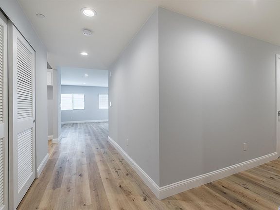 3rd image of 2340 Montrose Ave Ste 205