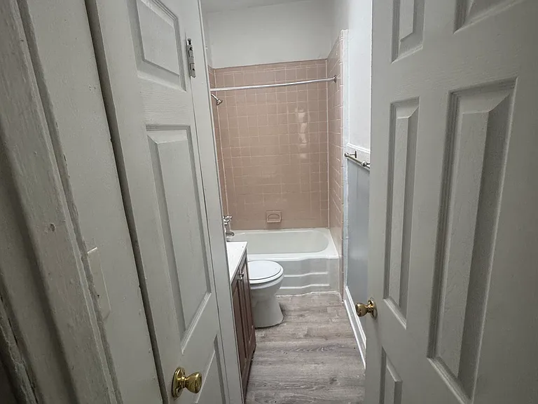 254 S 16th St #2D — Photo 4