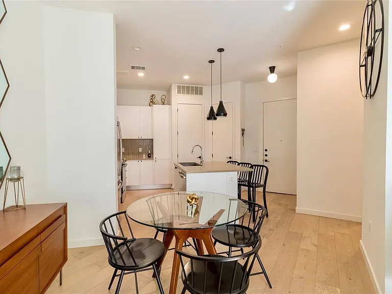 800 Embassy Dr #115 — Photo 6