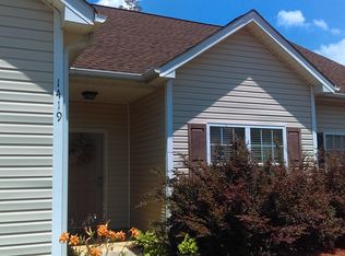 1419 Crowders Woods Dr, Gastonia, NC 28052