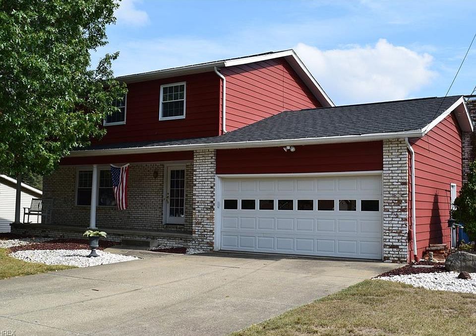 1st image of 3188 Creekside Dr