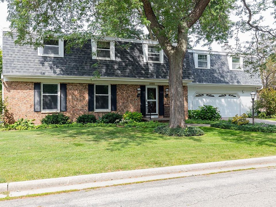 1st image of 2555 Shorewood Dr