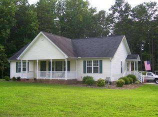 5071 Range Rd, Oxford, NC 27565