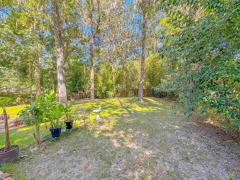 2034 Harriet Dr — Photo 36