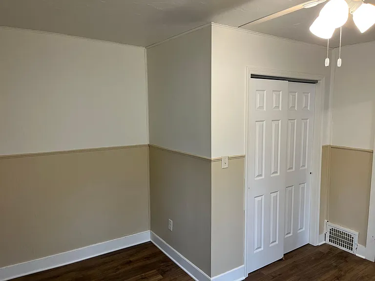 502 N Union St — Photo 14