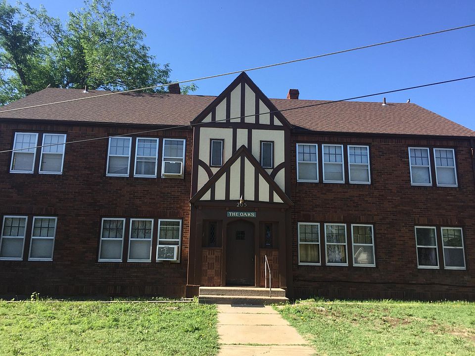1st image of 205 E Oak St APT 2