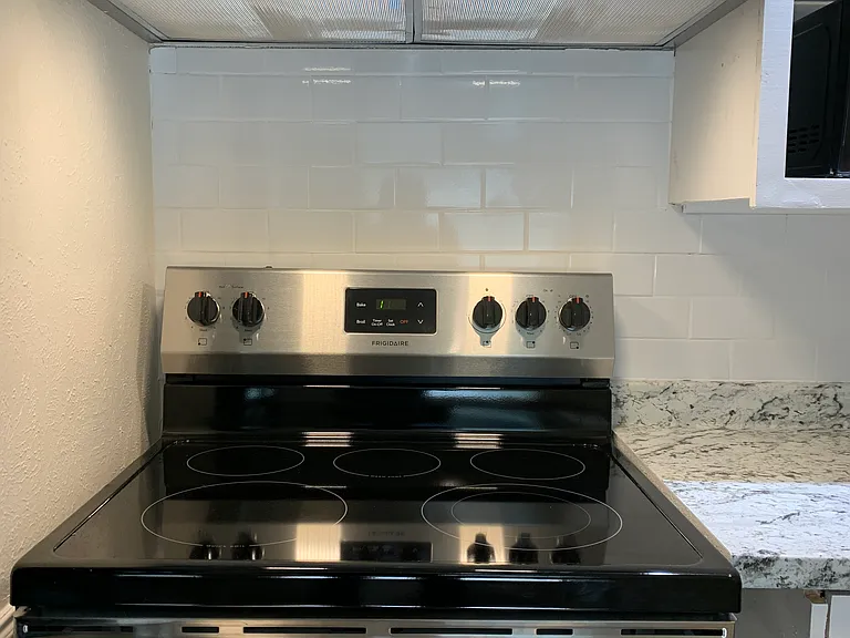 2107 Quail Run #A — Photo 14