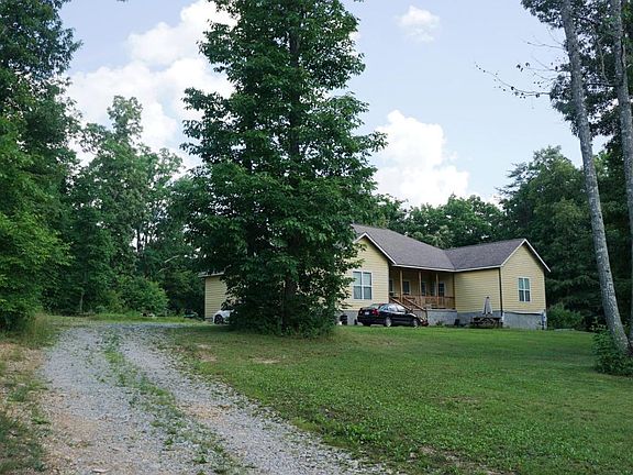 2nd image of 404 Hilltop Dr