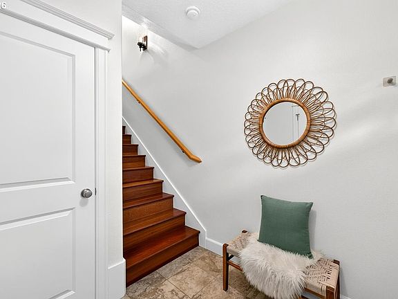 4th image of 2052 NW Village Cir