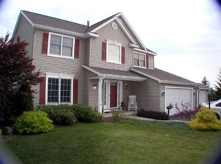 10 Blossom Ln, Valatie, NY 12184