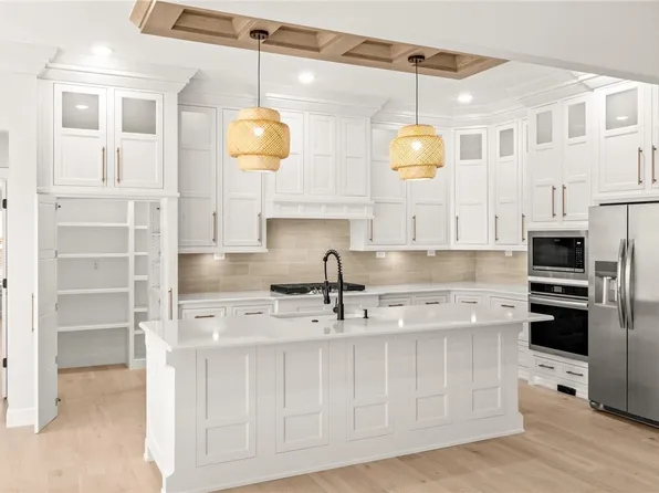 321 Bronco St, Centerton, AR 72719