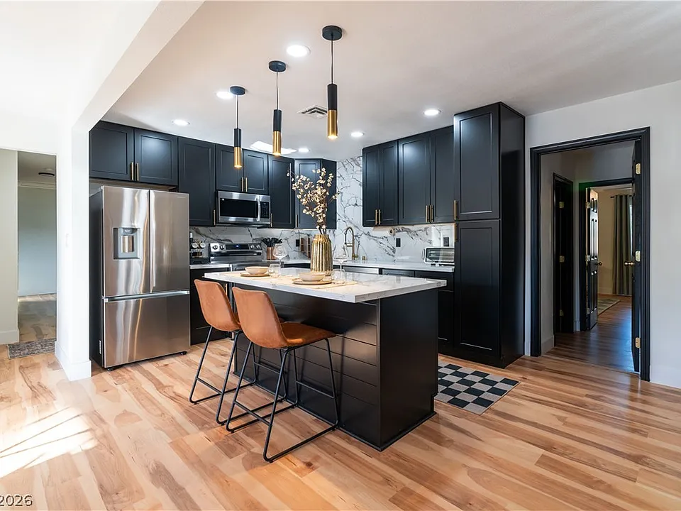 31 Jade Cir