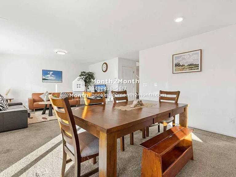 5947 N Orleans St — Photo 12