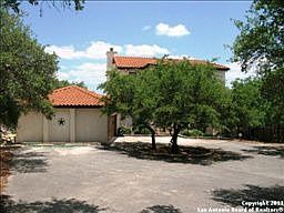 3rd image of 700 Five Oaks Cir
