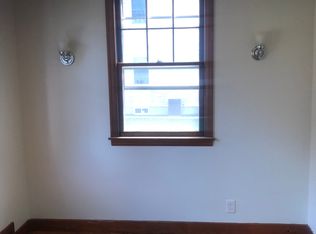 36 Benham St, Springfield, MA 01109